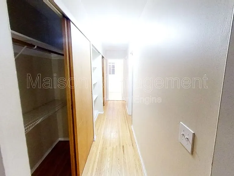 138-154 Woodhill Dr — Photo 13