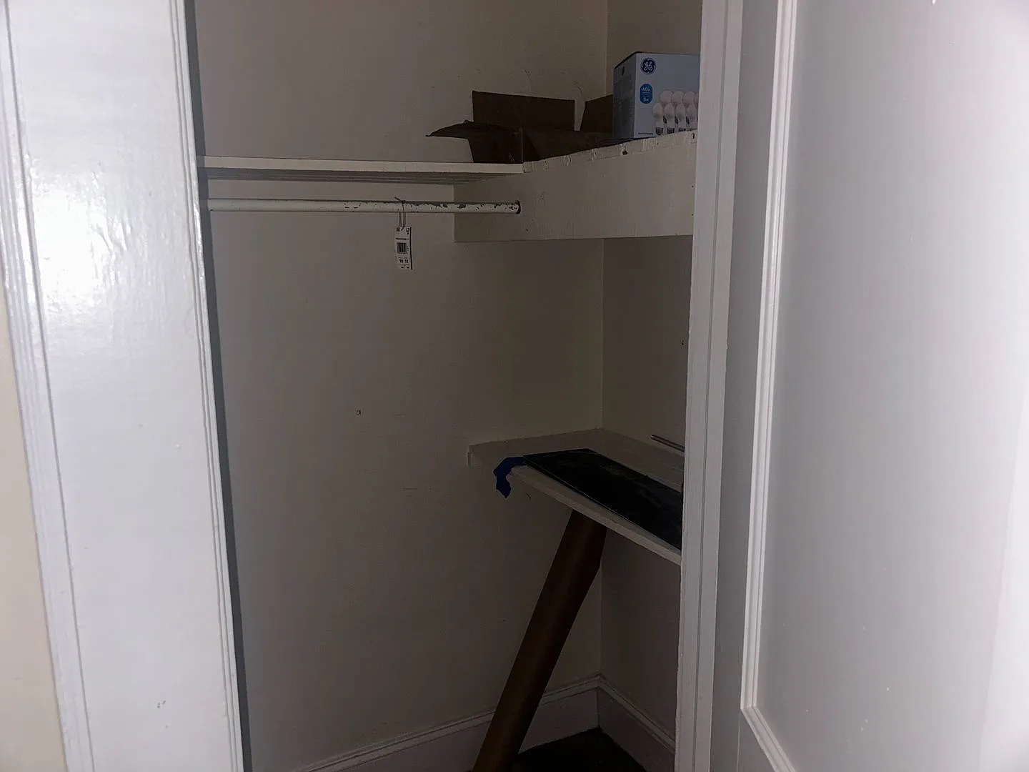 Room in 2 Bedroom Home at Kerr St NW — Photo 4