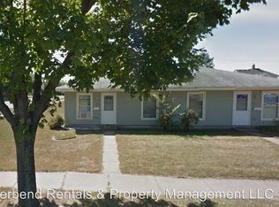 208 N State St, Chippewa Falls, WI 54729