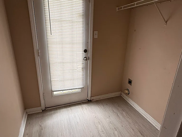 10628 Red Bud Ct — Photo 3