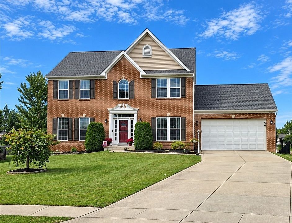 1st image of 10065 Meadow Ridge Dr