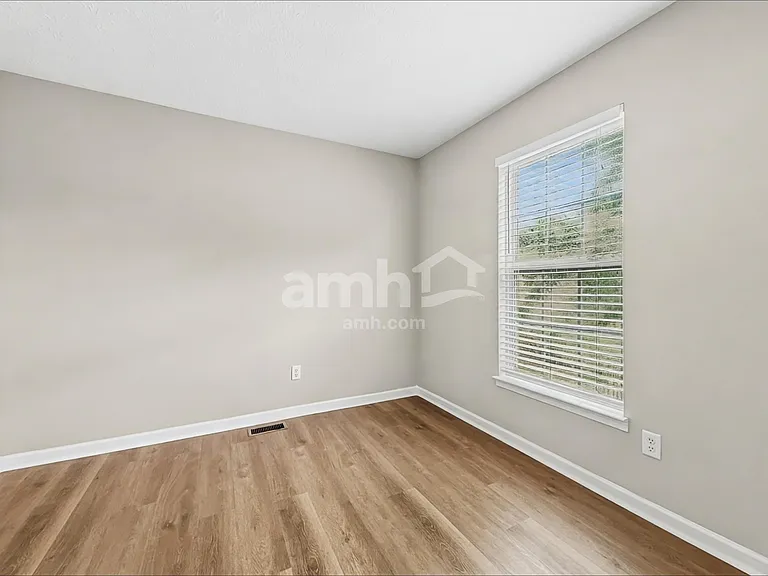 111 Leather Leaf Ln — Photo 13