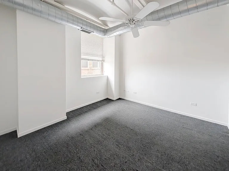 500 S Clinton St #513 — Photo 5