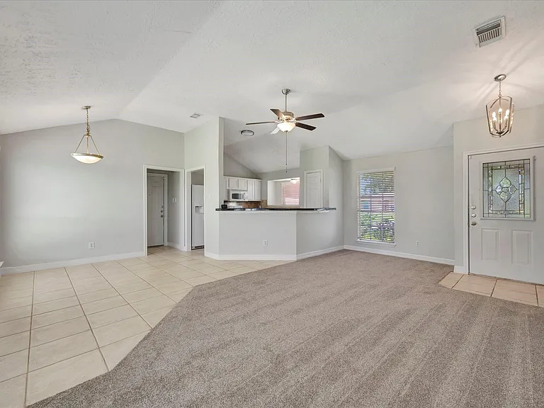 2505 Ironclad Dr — Photo 5