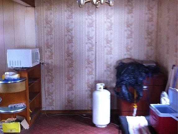 5th image of 17 Crystal Ave