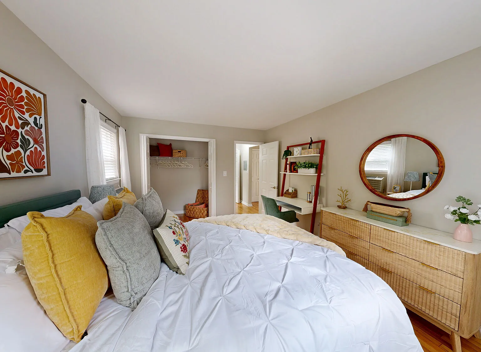 Metropark Station Apartments — photo 11