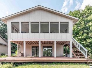 132 Green Valley Dr, Howard, OH 43028