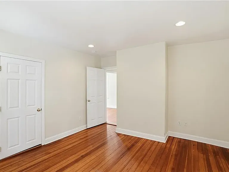 8 Mann Ave #1 — Photo 5