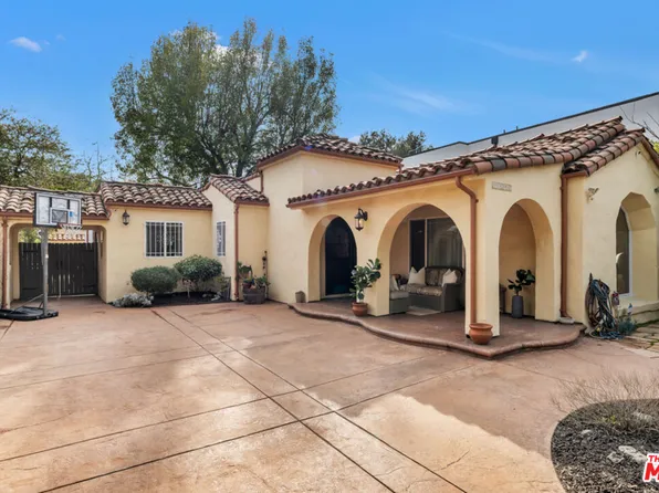 11242 Kling St, North Hollywood, CA 91602