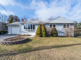 535 Ratzer Rd, Wayne, NJ 07470