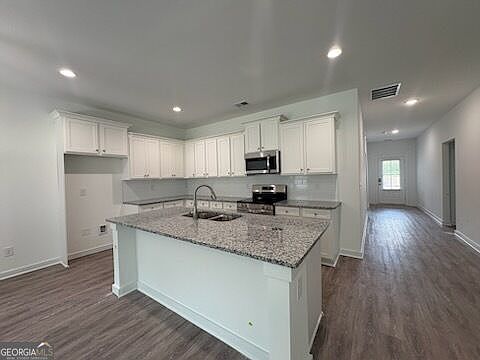 3rd image of 128 Royal Tern Ln