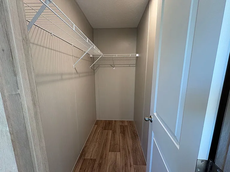 1128 S Gay Ave — Photo 83