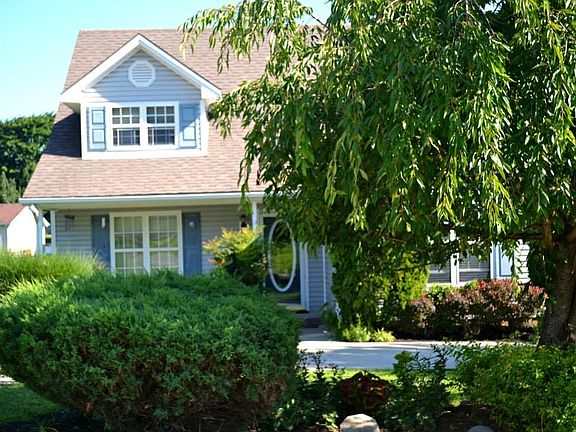 4th image of 75 Johnson Ave