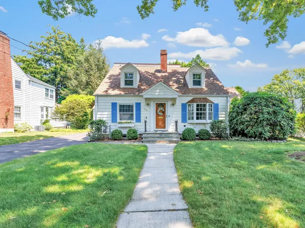 108 Ridgeview Avenue, Fairfield, CT 06825