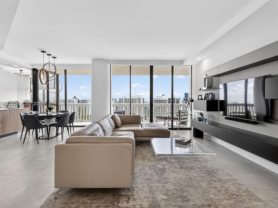 1st image of 1000 Island Blvd #3107