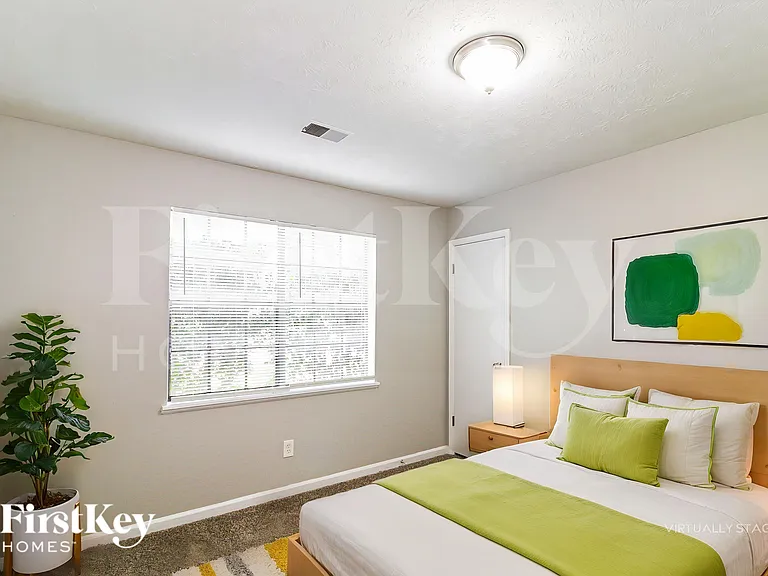 230 Montego Cir — Photo 16