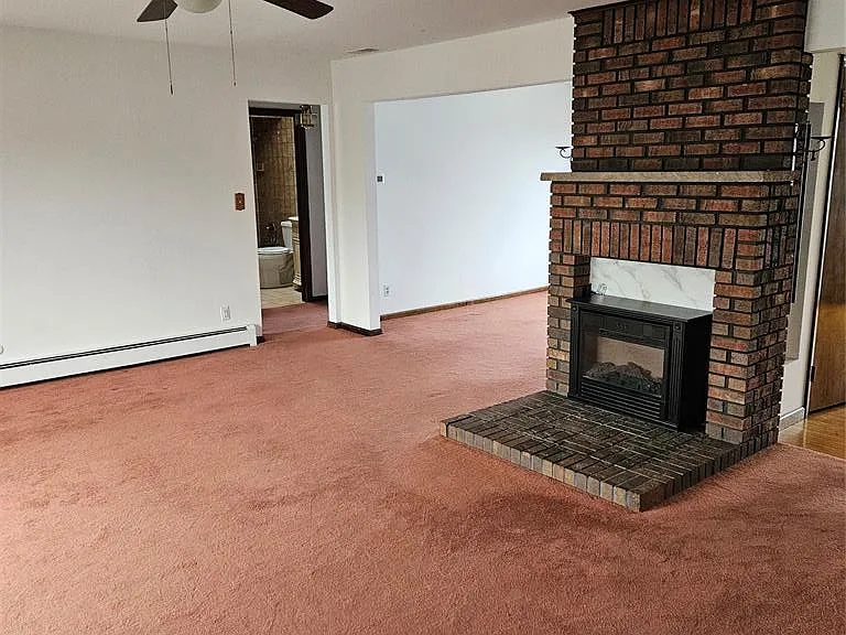 11 Alpine St — Photo 3