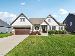 36554 Amalfi Rd, North Ridgeville, OH 44039