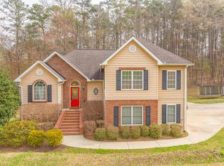 2705 Sir Jon Dr, Dalton, GA 30721