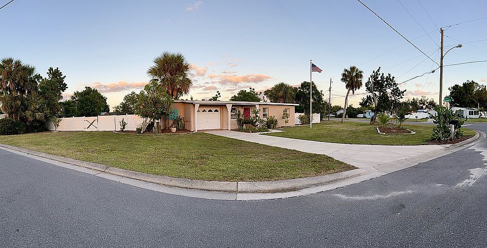 1st image of 201 Waterway Cir