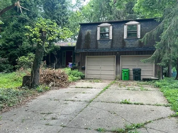 2935 Vincent Rd, Stow, OH 44224