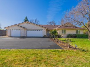 17915 Arlington Ct, Anderson, CA 96007