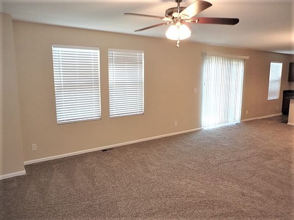 4th image of 5372 Laredo St