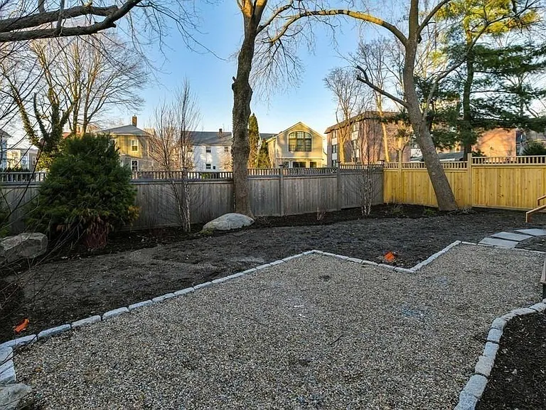 123 Walden St — Photo 35