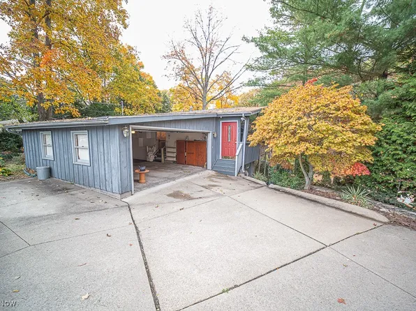 632 S Lake St, Amherst, OH 44001