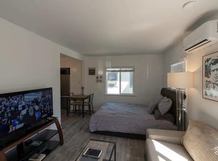 236 Redondo Ave APT B, Long Beach, CA 90803