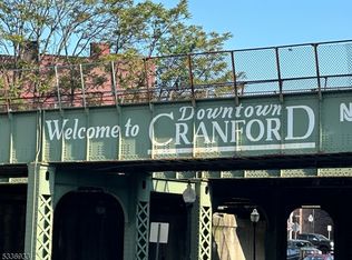 10 S Ave E #4, Cranford, NJ 07016