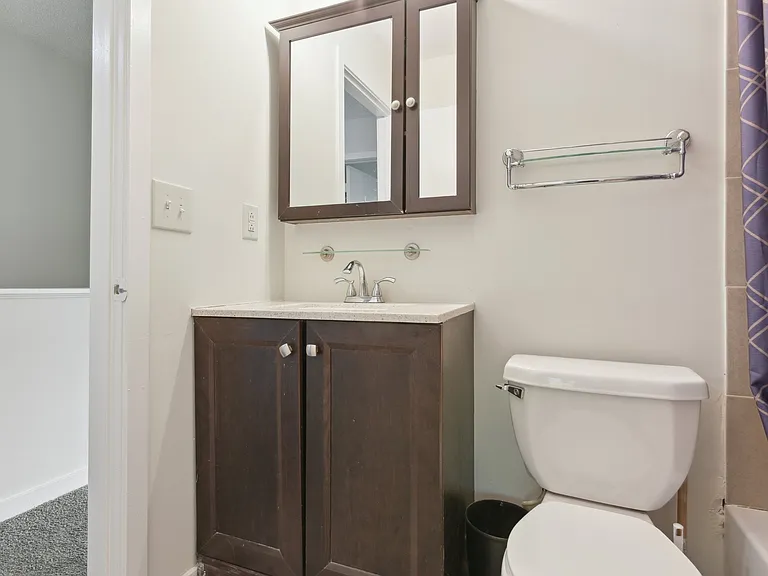 1425 Quinnipiac Ave #302 — Photo 5