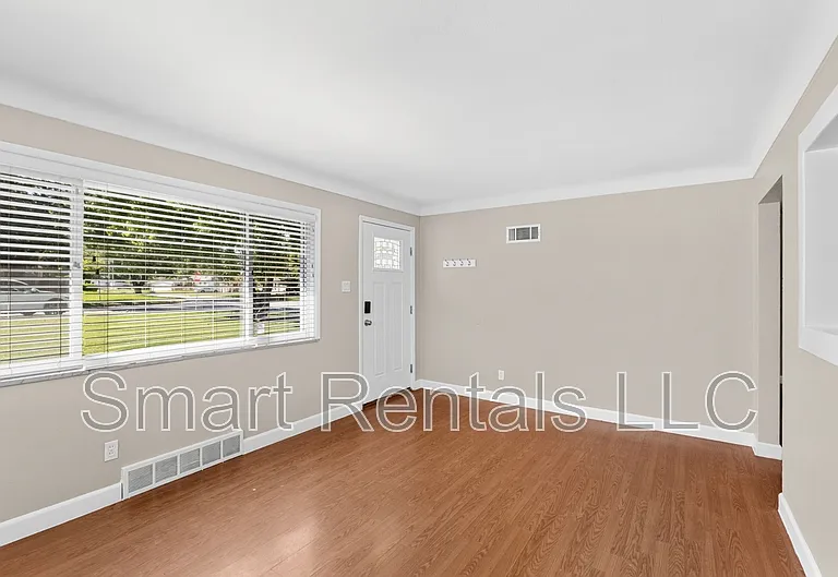 855 Teson Rd — Photo 9