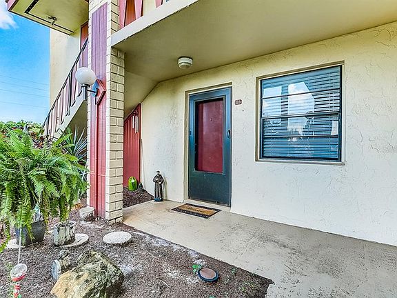 3rd image of 96 Boundary Blvd APT 130