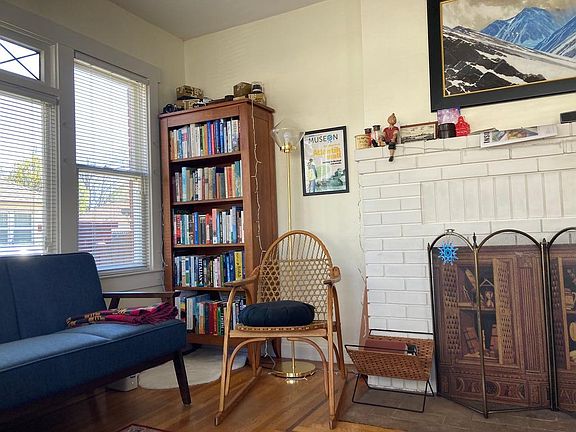 4th image of 1620 Caramay Way