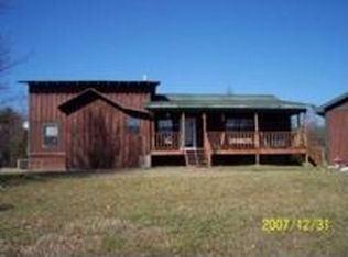 821 Shadwick Rd, Graysville, TN 37338