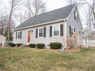 151 Smith Ave, East Longmeadow, MA 01028