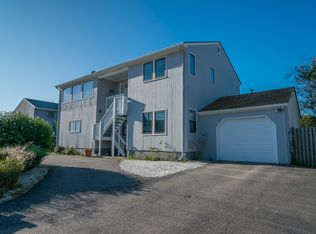 10 Walcott Ave, Narragansett, RI 02882