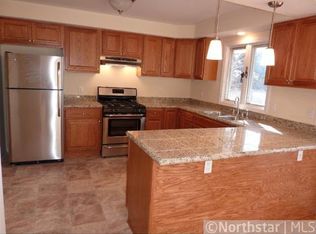 101 Crystal View Cir S, Burnsville, MN 55306