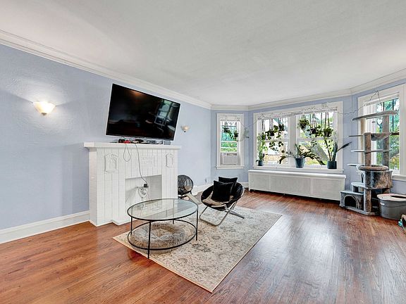 2nd image of 2703 W Estes Ave #3