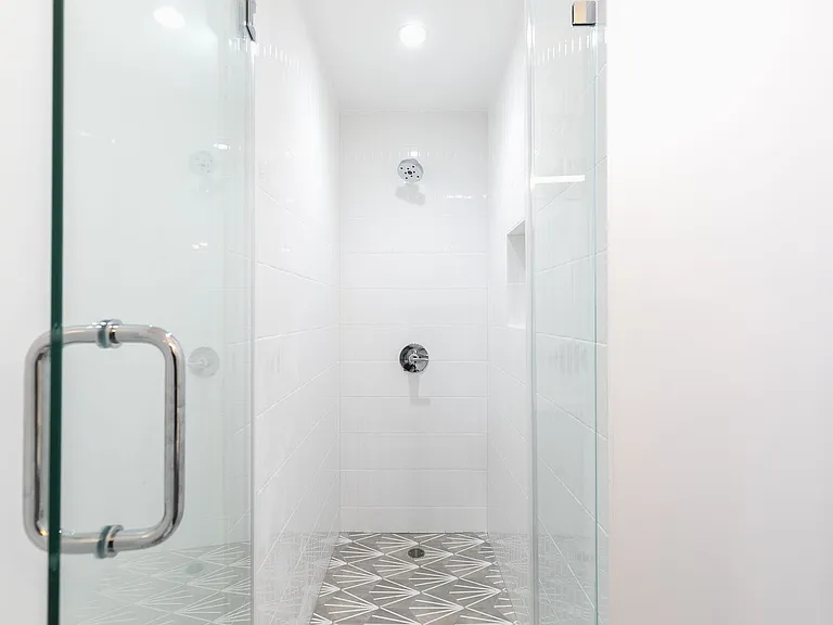 3701 Hughes Ave — Photo 15