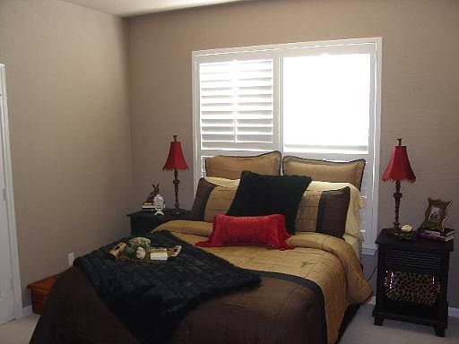 3rd image of 111 Garden Trace