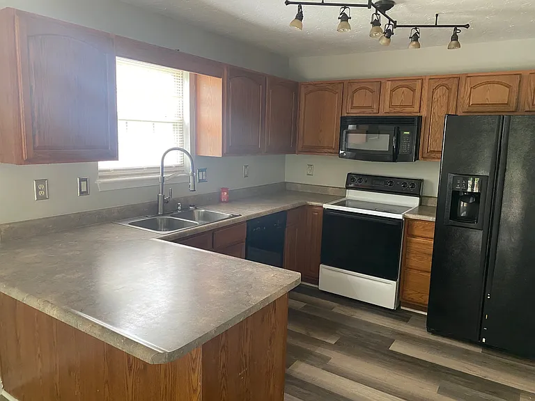 312 Reba Jackson Dr — Photo 6