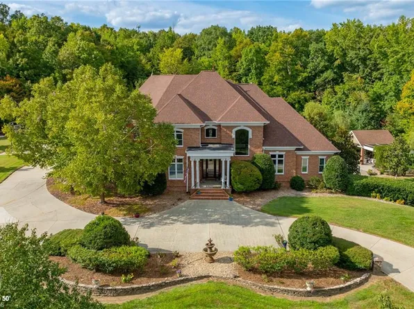 4244 Rock Bridge Rd, High Point, NC 27262