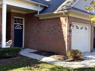 14470 Shadywood Dr, Sterling Heights, MI 48312