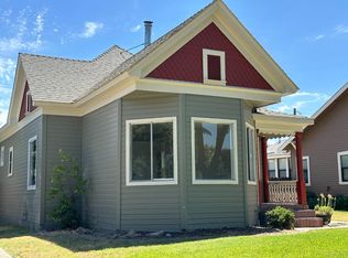 1042 R St, Newman, CA 95360