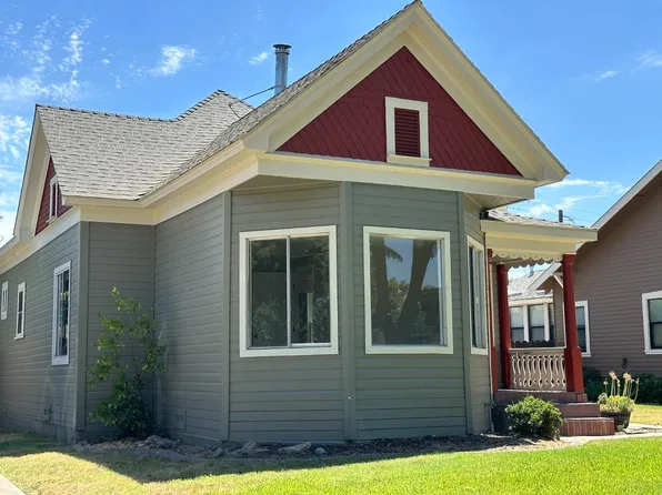 1042 R St, Newman, CA 95360