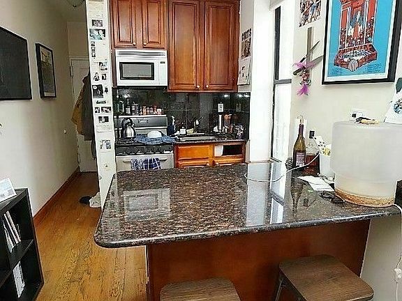 5th image of 259 Broome St #5E