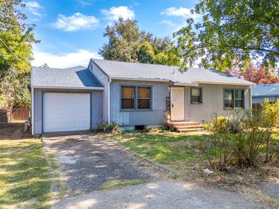 2647 Russell St, Redding, CA, 96001
