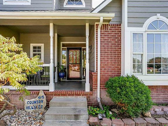 4th image of 415 Country Hills Ct